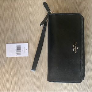 Kate Spade tech wristlet